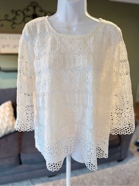 Alfred Dunner White Crochet Lace Blouse
